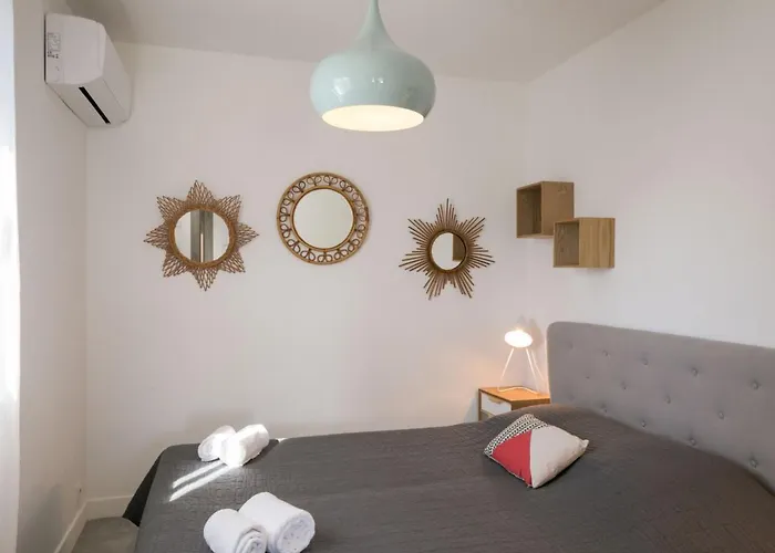 Chateau-18 By Interhome Appartement